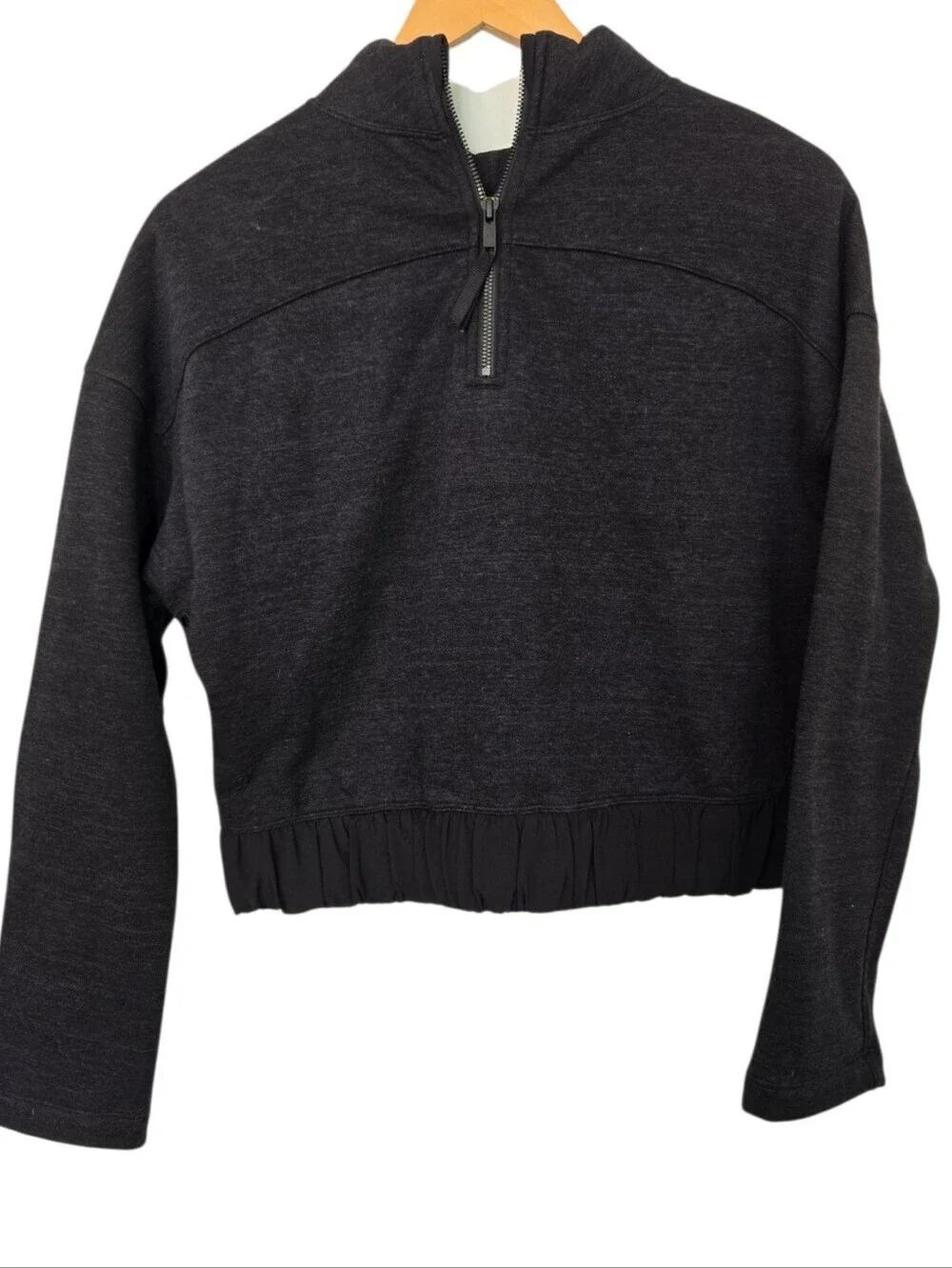 Lululemon Cropped Half Zip Pullover Sweatshirt | Size 6 | Charcoal Black Athleis